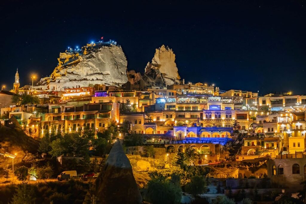 mardin-night-time-lit-up