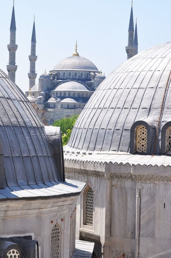 domes-of-the-blue-mosque-istanbul-turkey