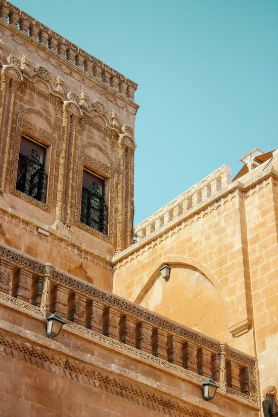 Stone-house-in-midyat-turkey