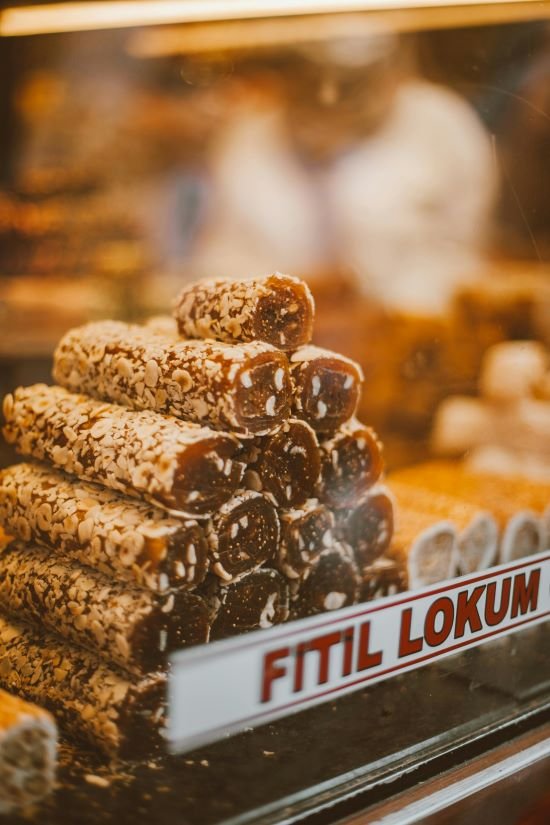 more-baklava-in-a-shop