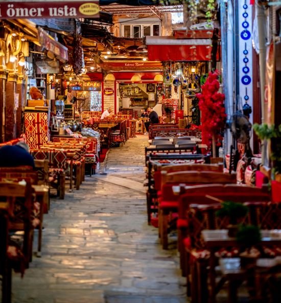 bazaar-in-izmir-turkey