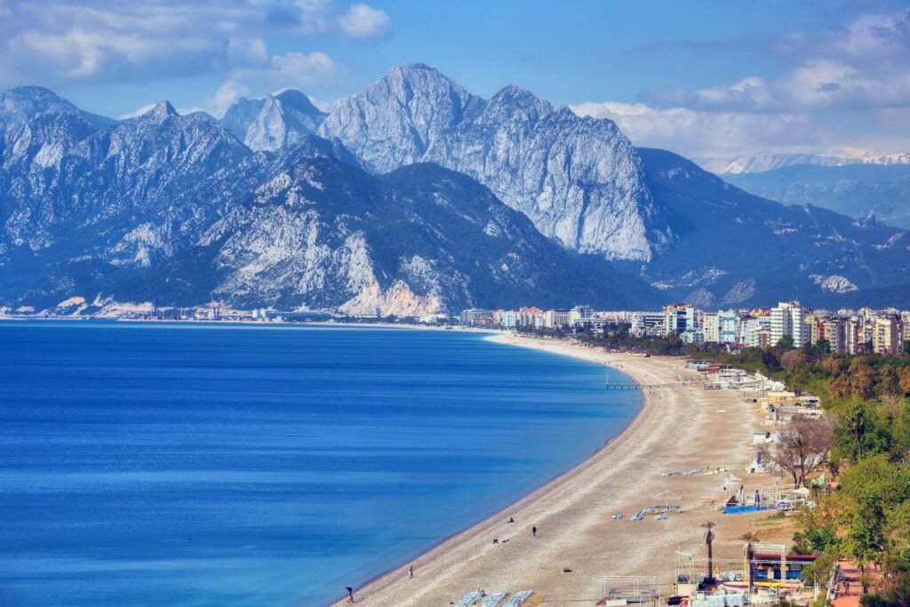 konyaalti-beach-antalya-turkey